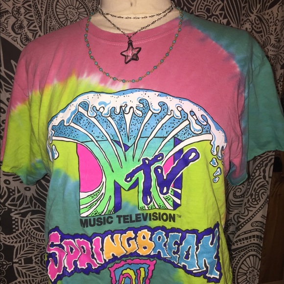 Urban Outfitters Tops - MTV Vintage 1991 spring break cropped top